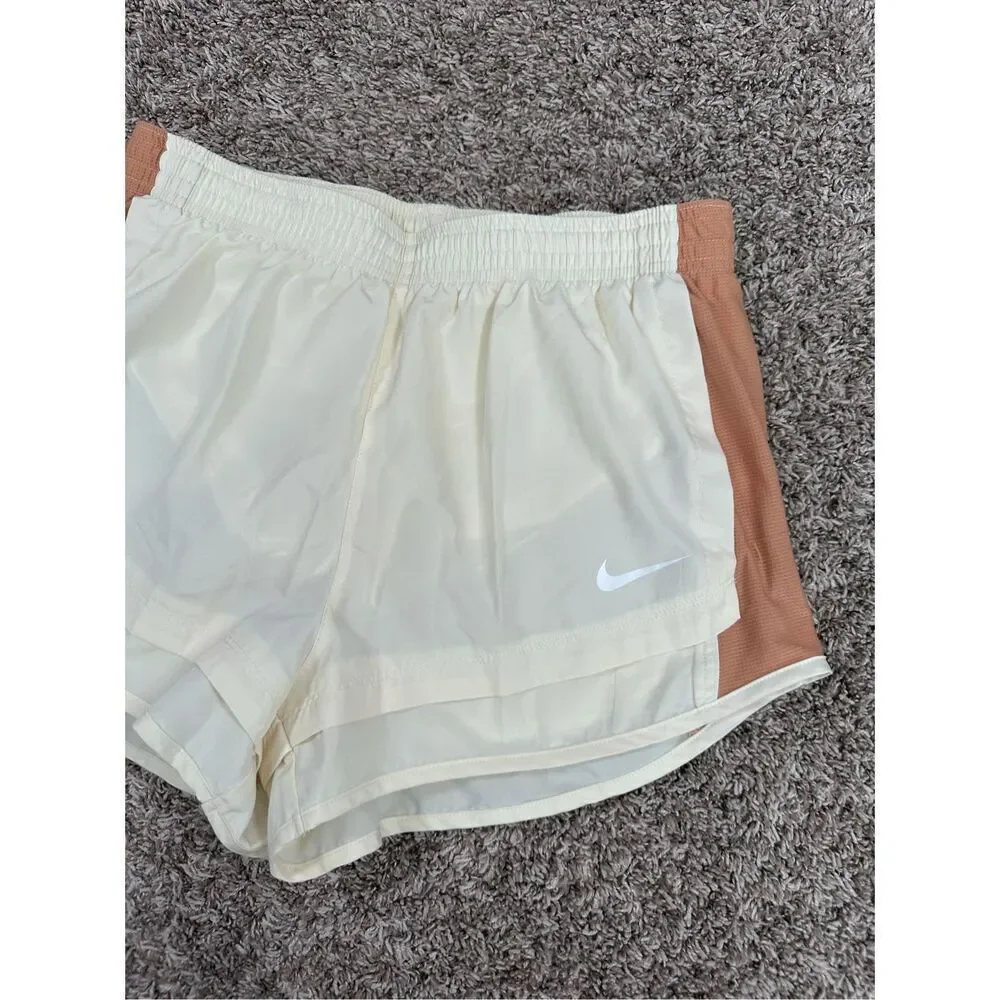 Nike Women's M Dri-fit Tempo Running Shorts Cream Tan Brown Brief Lined Athletic